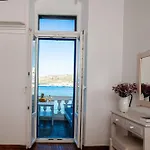Mykonian Old Port With Sea View Apartmán *